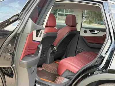 Hongqi Hongqi HS5 2025, 14000 км, за 18216.24 USD - фото 8