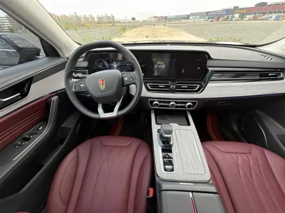 Hongqi Hongqi HS5 2025, 14000 км, за 18216.24 USD - фото 9