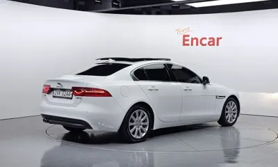 Jaguar XE 2016, 142856 км, за 4294.68 USD