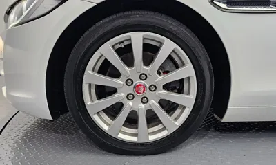Jaguar XE 2016, 142856 км, за 4294.68 USD