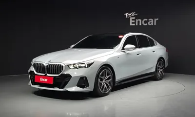 BMW 5-Series · 2024 год