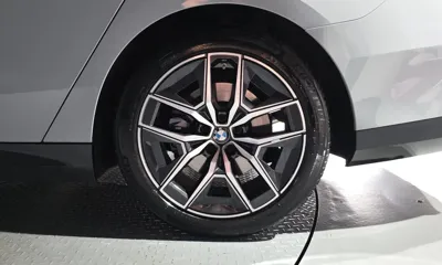 BMW 5-Series 2024, 20124 км, за 41563.54 USD - фото 21