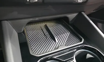 BMW 5-Series 2024, 20124 км, за 41563.54 USD - фото 26