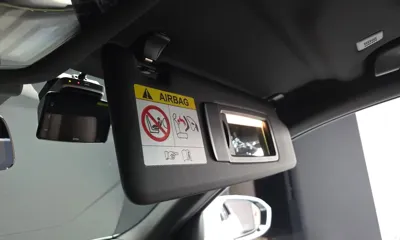 BMW 5-Series 2024, 20124 км, за 41563.54 USD - фото 41