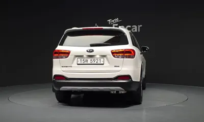 Kia Sorento 2015, 152360 км, за 5844.11 USD