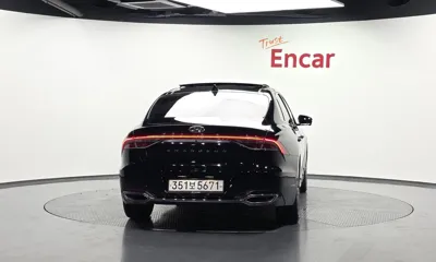Hyundai Grandeur 2020, 140095 км, за 10708.63 USD
