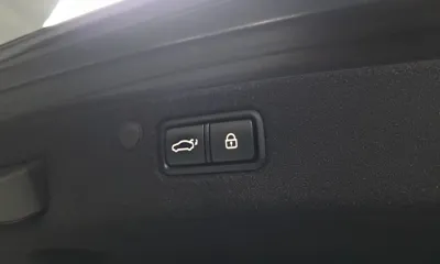 Hyundai Grandeur 2020, 140095 км, за 10708.63 USD - фото 20