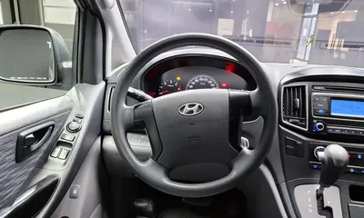 Hyundai Starex 2017, 148675 км, за 6953.64 USD - фото 14