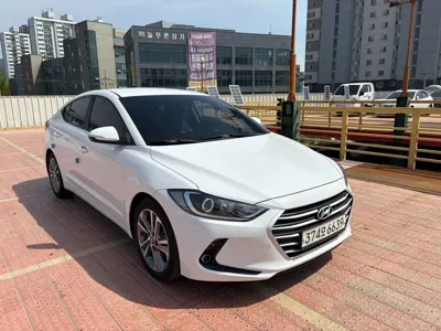 Hyundai Avante · 2018 год