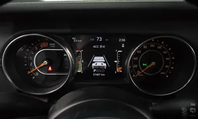 Jeep Wrangler 2019, 57407 км, за 27086.07 USD - фото 8
