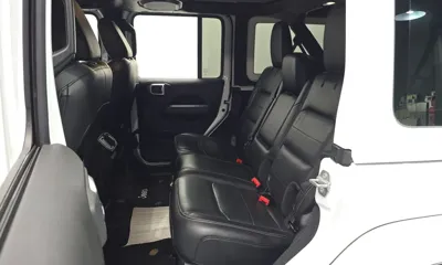 Jeep Wrangler 2019, 57407 км, за 27086.07 USD - фото 12