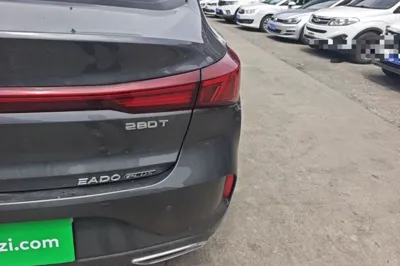 Changan Eado 2023, 24000 км, за 8993 USD - фото 9