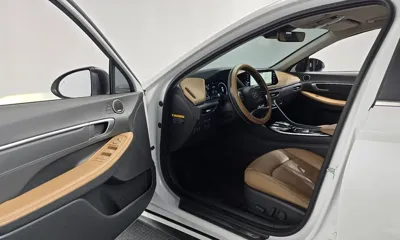 Hyundai Sonata 2020, 71687 км, за 15097.81 USD - фото 10