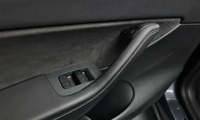 Tesla Model Y 2021, 100782 км, за 23171.85 USD - фото 30