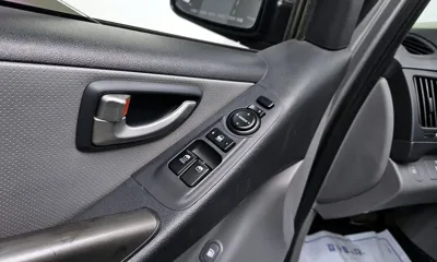 Hyundai Starex 2015, 140030 км, за 6805.42 USD - фото 13