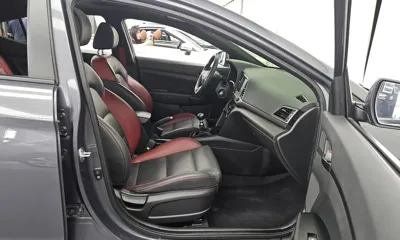 Hyundai Avante 2018, 135531 км, за 5469.82 USD - фото 11
