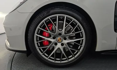Porsche Panamera 2023, 19254 км, за 100931.13 USD