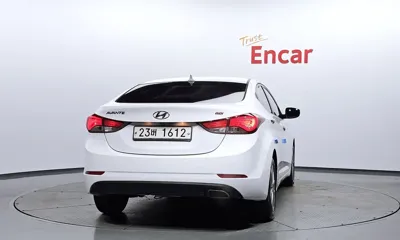 Hyundai Avante 2014, 200514 км, за 2797.3 USD