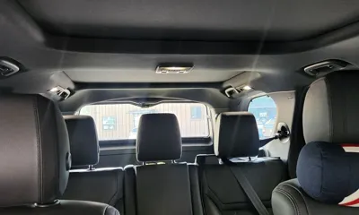 Land Rover Discovery 2018, 95000 км, за 17067.09 USD - фото 16
