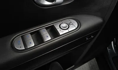 Hyundai Ioniq5 2023, 62226 км, за 20576.93 USD - фото 18