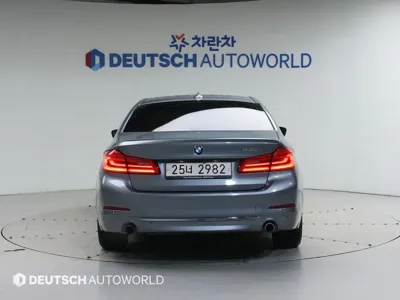 BMW 5-Series 2018, 85206 км, за 16256.84 USD