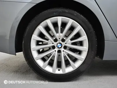 BMW 5-Series 2018, 85206 км, за 16256.84 USD