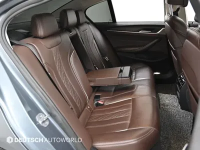 BMW 5-Series 2018, 85206 км, за 16256.84 USD - фото 12
