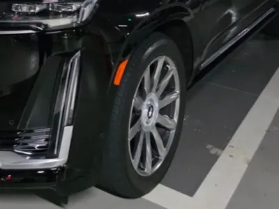 Cadillac Escalade 2021, 60000 км, за 58496.02 USD