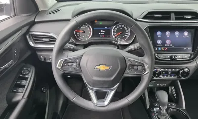 ChevroletGMDaewoo Trailblazer 2023, 77427 км, за 9946.04 USD - фото 13