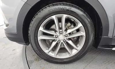 Hyundai Santafe 2016, 147560 км, за 7680.19 USD