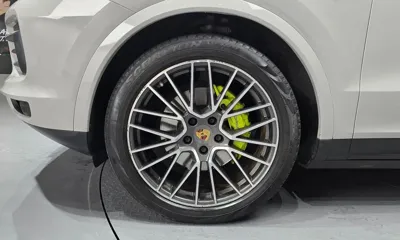 Porsche Cayenne 2021, 73075 км, за 57496.39 USD