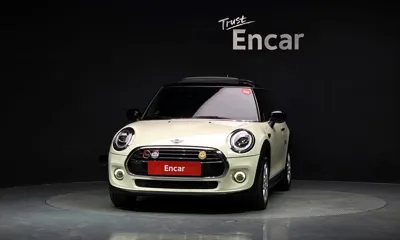 MINI Cooper 2021, 37749 км, за 12143.89 USD