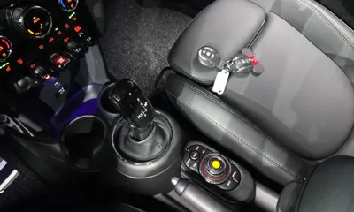 MINI Cooper 2021, 37749 км, за 12143.89 USD - фото 9