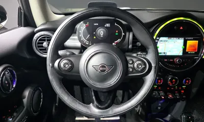 MINI Cooper 2021, 37749 км, за 12143.89 USD - фото 13