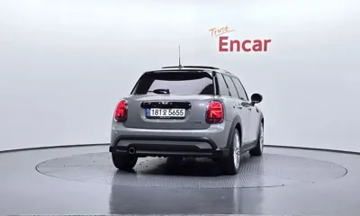 MINI Cooper 2022, 55907 км, за 14900.88 USD