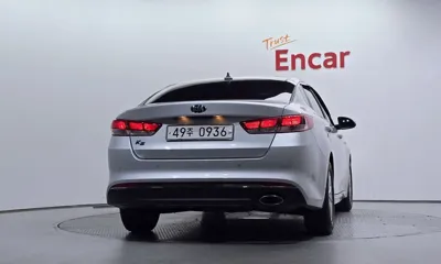 Kia K5 2016, 75590 км, за 5185.77 USD