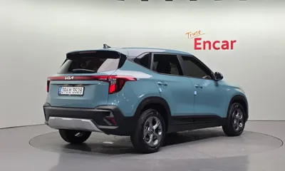 Kia Seltos 2024, 8208 км, за 24615.99 USD