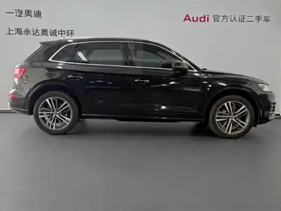 Audi Q5L 2020, 131000 км, за 19153.18 USD