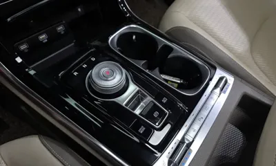 Kia Canival 2023, 62245 км, за 22646.71 USD - фото 9