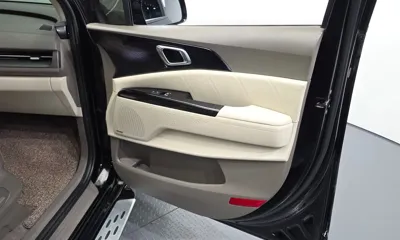 Kia Canival 2023, 62245 км, за 22646.71 USD - фото 24