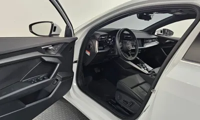 Audi A3 2023, 35809 км, за 16570.23 USD - фото 10