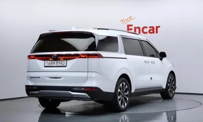 Kia Canival 2021, 98553 км, за 13642.37 USD
