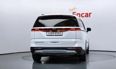 Kia Canival 2021, 98553 км, за 13642.37 USD