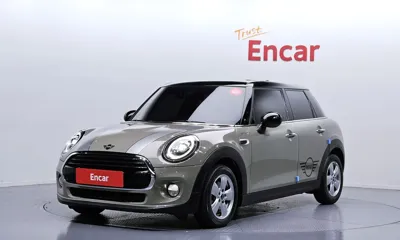 MINI Cooper · 2019 год