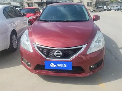 Nissan Tiida 2013, 100900 км, за 3354.7 USD
