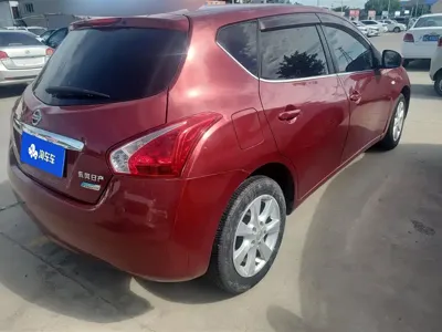 Nissan Tiida 2013, 100900 км, за 3354.7 USD