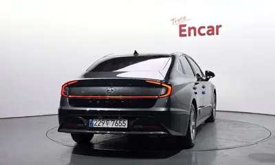 Hyundai Sonata 2020, 94566 км, за 10618.9 USD