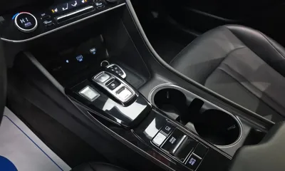 Hyundai Sonata 2020, 94566 км, за 10618.9 USD - фото 9