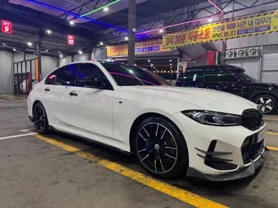 BMW 3-Series · 2023 год