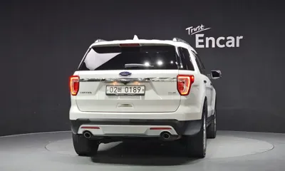 Ford Explorer 2017, 117882 км, за 7807.51 USD